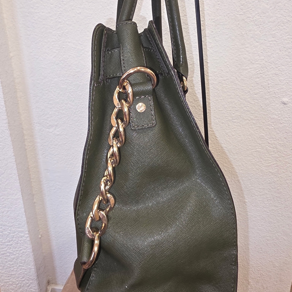 Michael Kors Hamilton bag In Olive - Picture 4 of 8